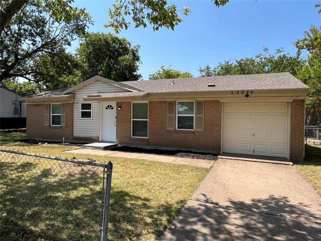 13020 Spring Oak Drive Property Photo 1