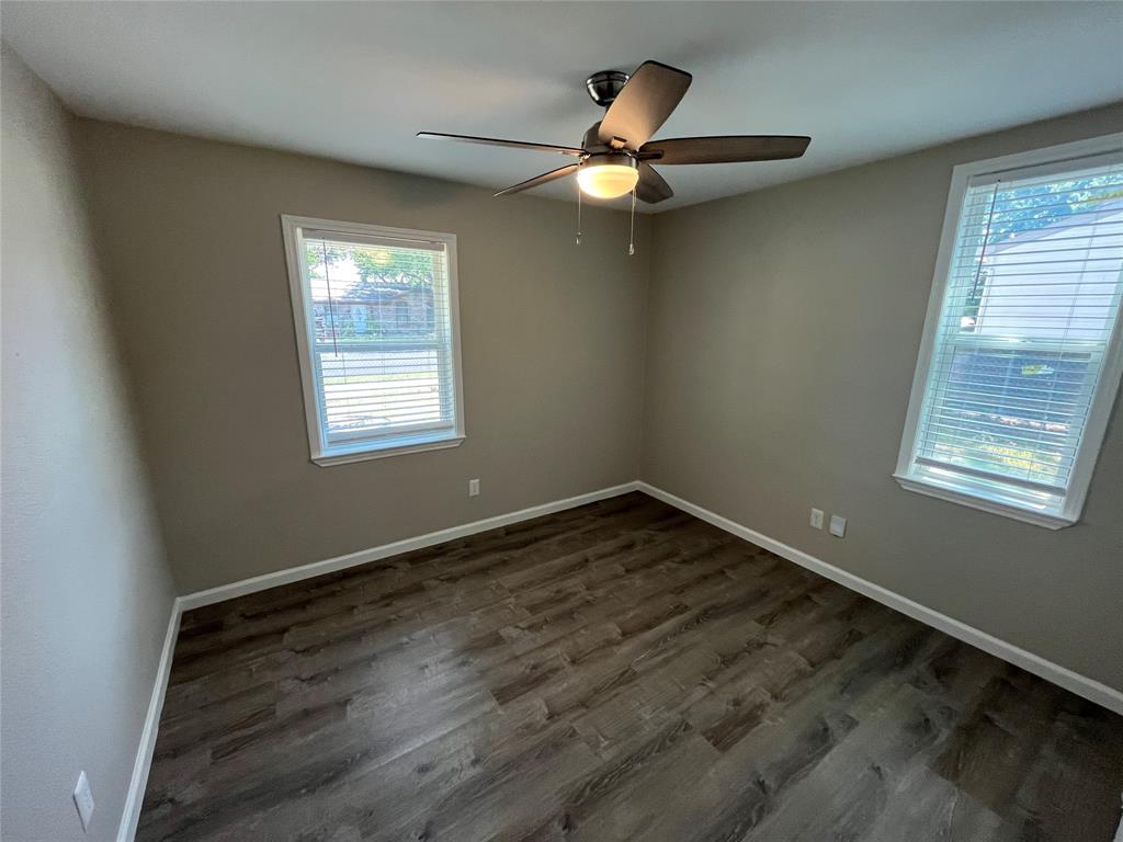 13020 Spring Oak Drive Property Photo 10