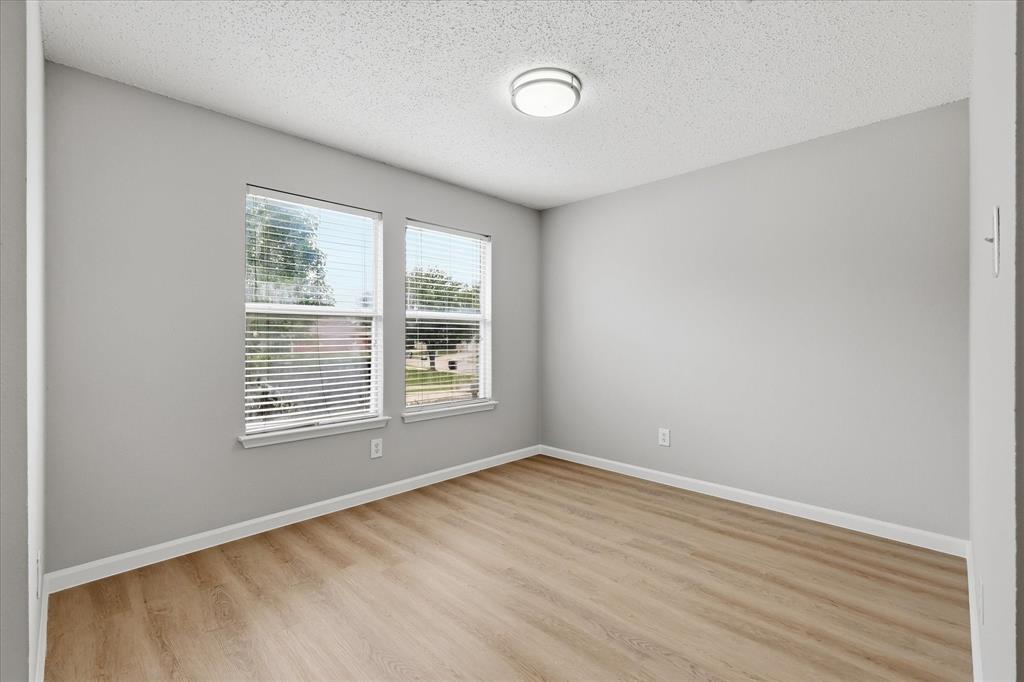 2308 Shadabury Drive Property Photo 6