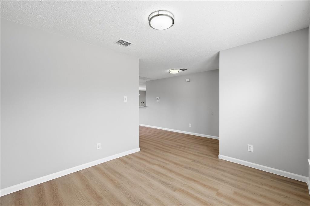 2308 Shadabury Drive Property Photo 7