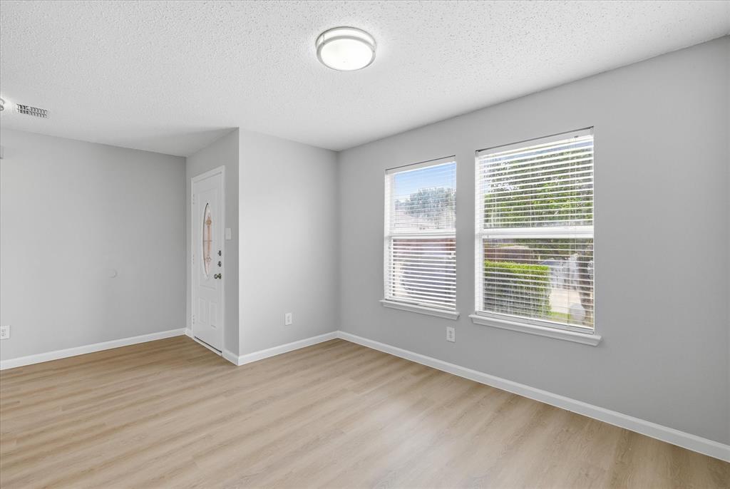 2308 Shadabury Drive Property Photo 8