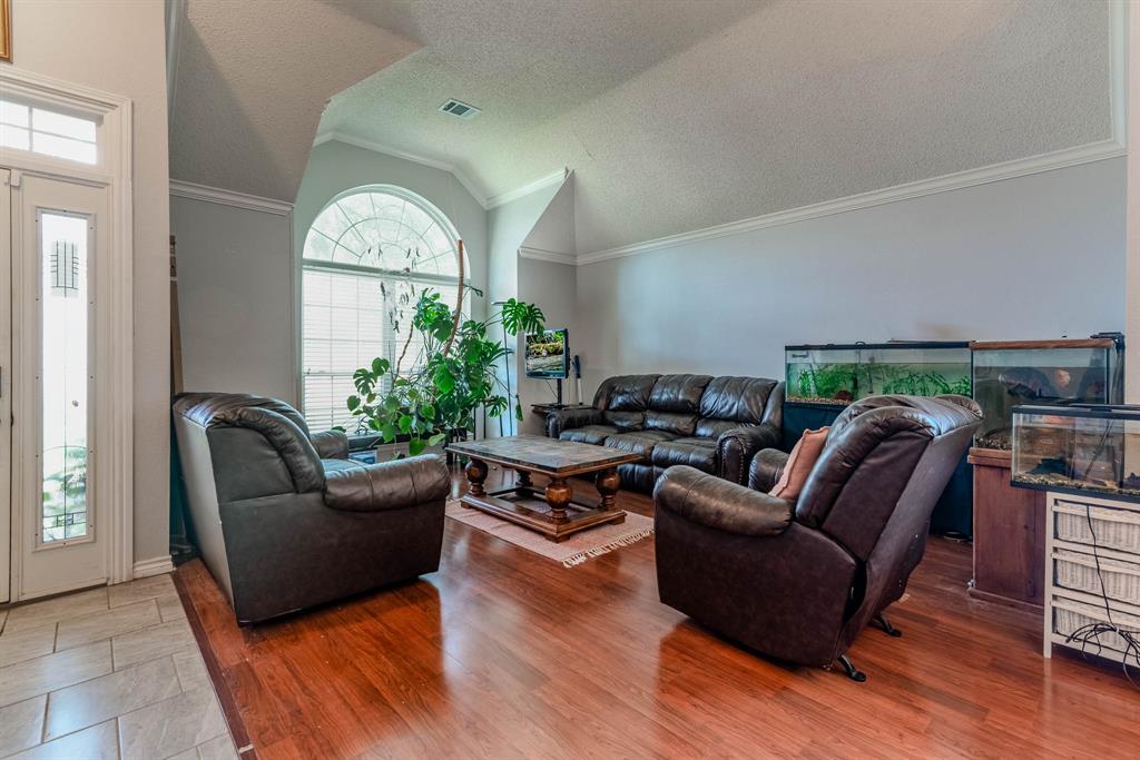 2206 S Branch Drive Property Photo 10