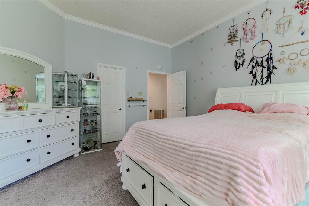 2206 S Branch Drive Property Photo 14