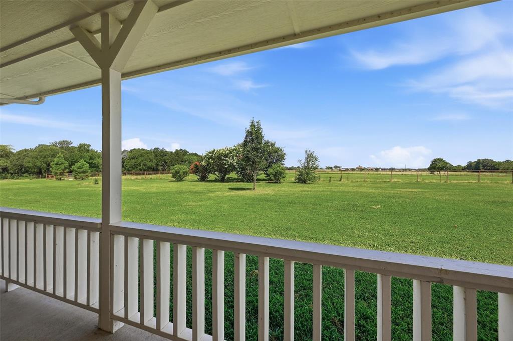 1226 County Road 243 Property Photo 6