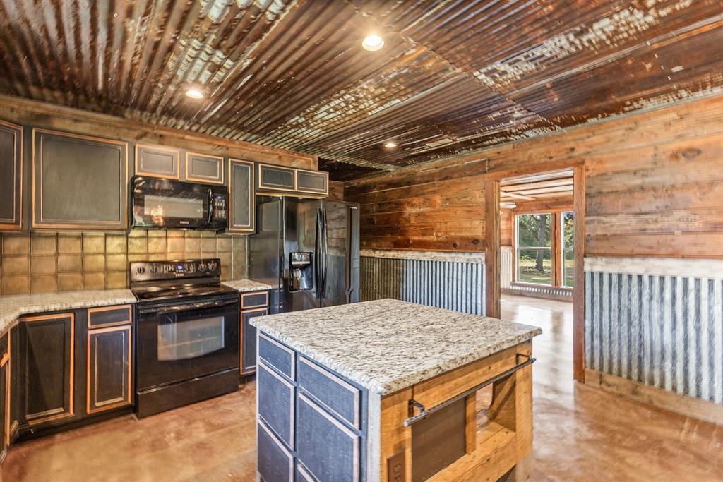 2631 County Road 2400 Property Photo 16