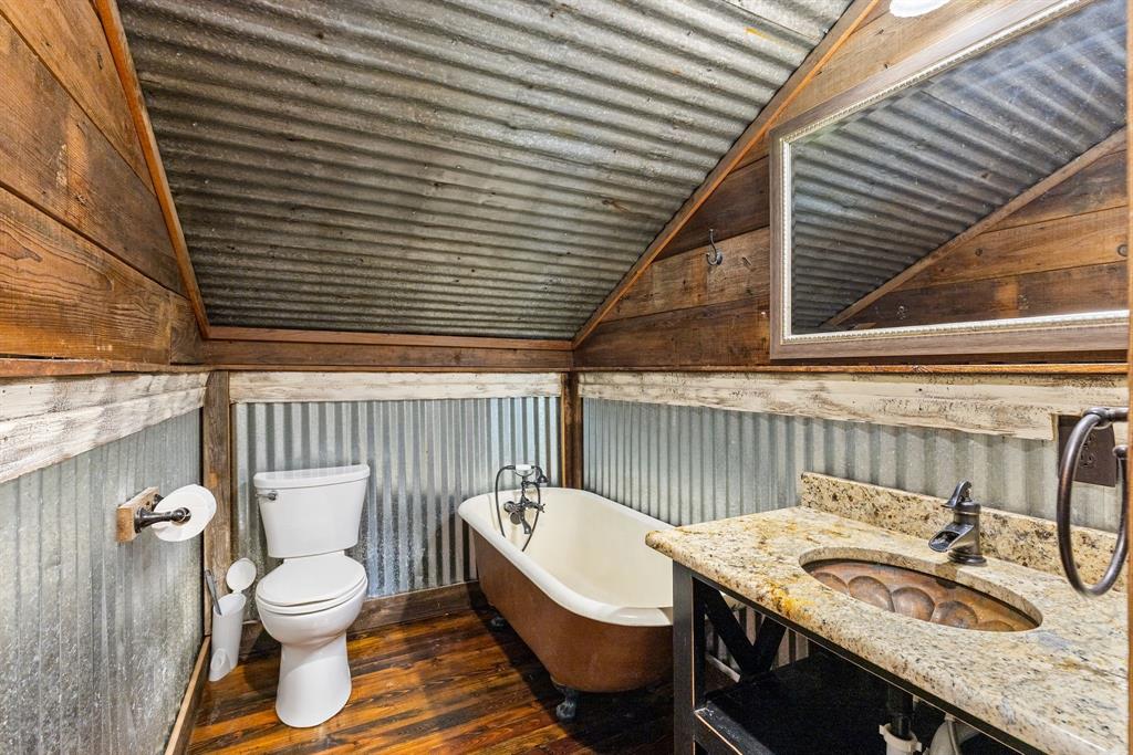 2631 County Road 2400 Property Photo 26