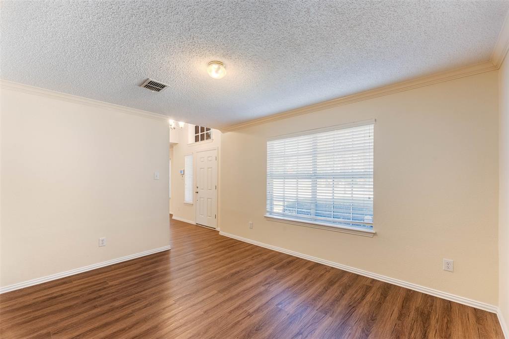 3929 Acorn Lane Property Photo 8