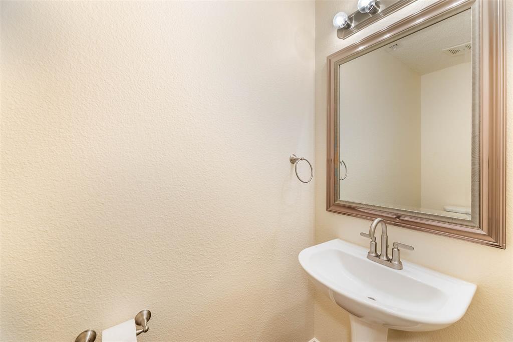 3929 Acorn Lane Property Photo 26