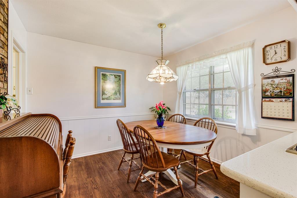 331 Robin Way Property Photo 17