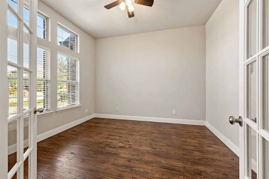 3318 Ridgecross Drive Property Photo 7