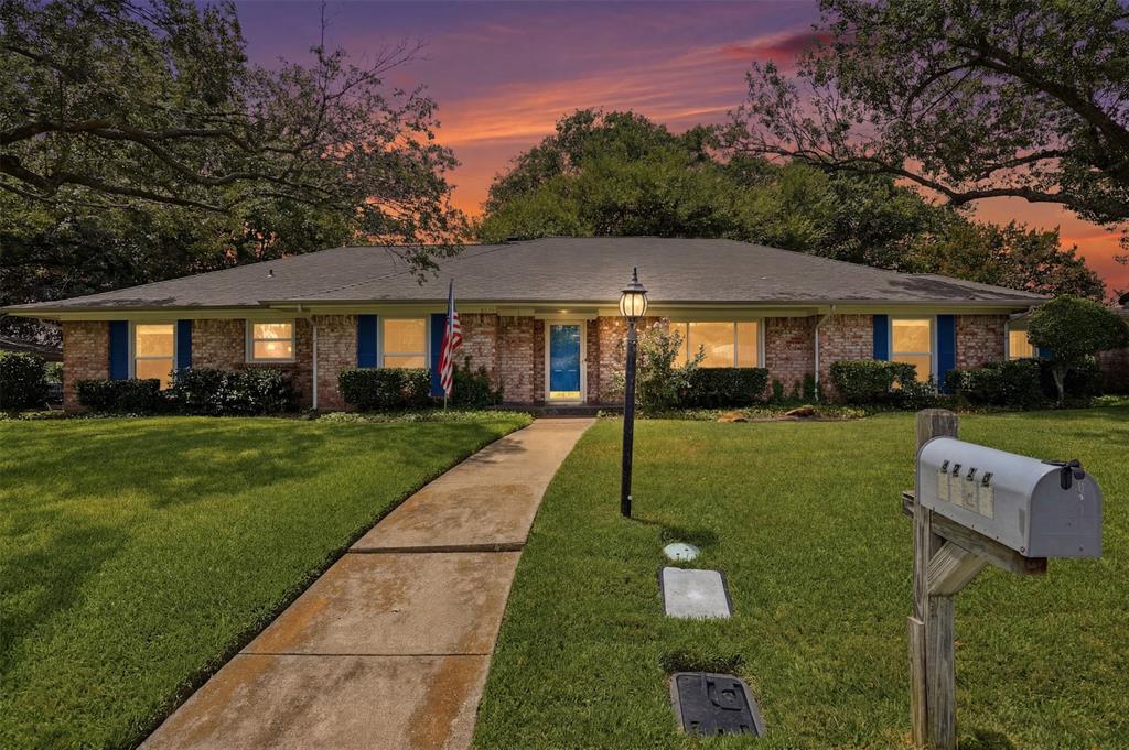 4328 Winding Way Property Photo 3