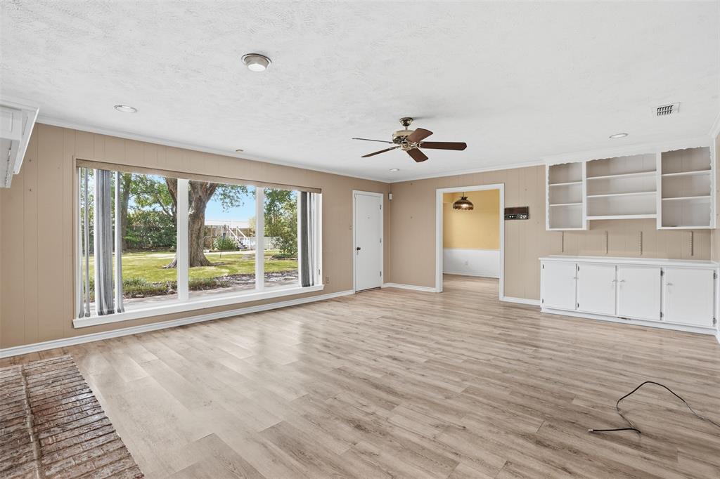 4328 Winding Way Property Photo 6