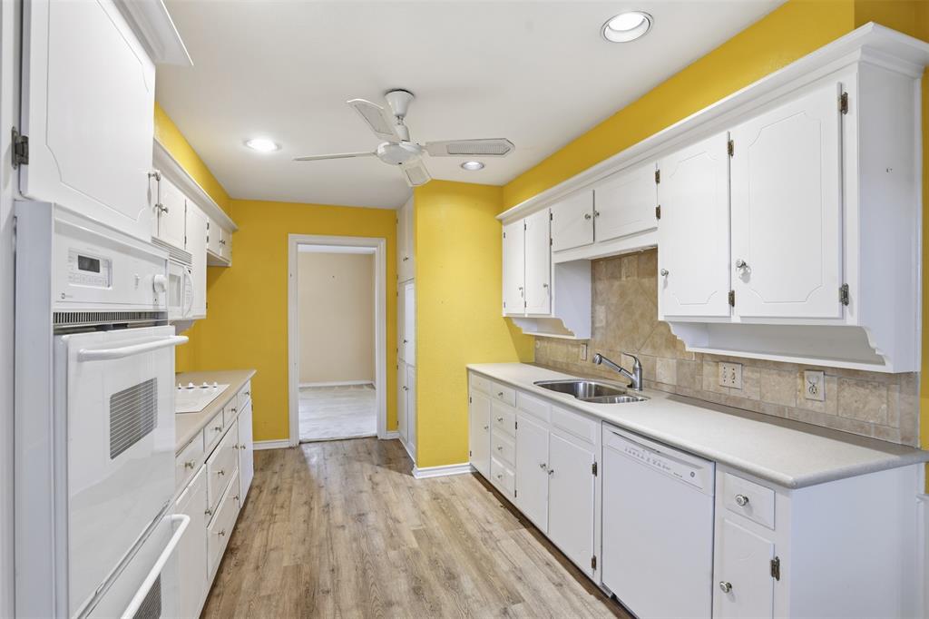 4328 Winding Way Property Photo 10