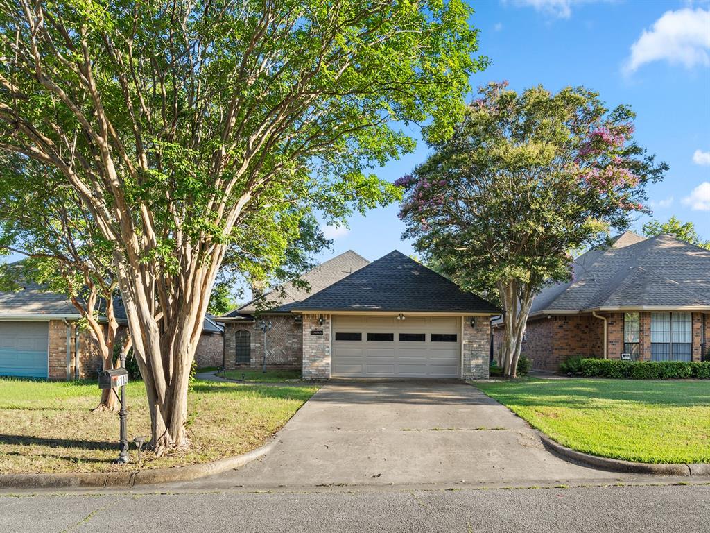 3113 Canton Street Property Photo 1