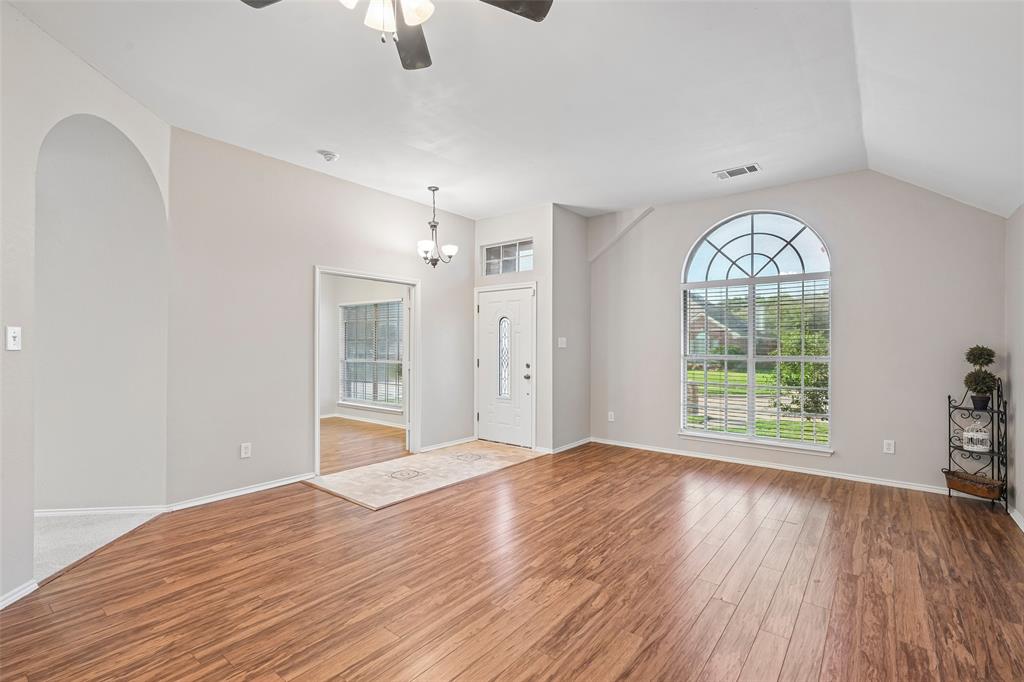 3901 Rolling Hills Drive Property Photo 16