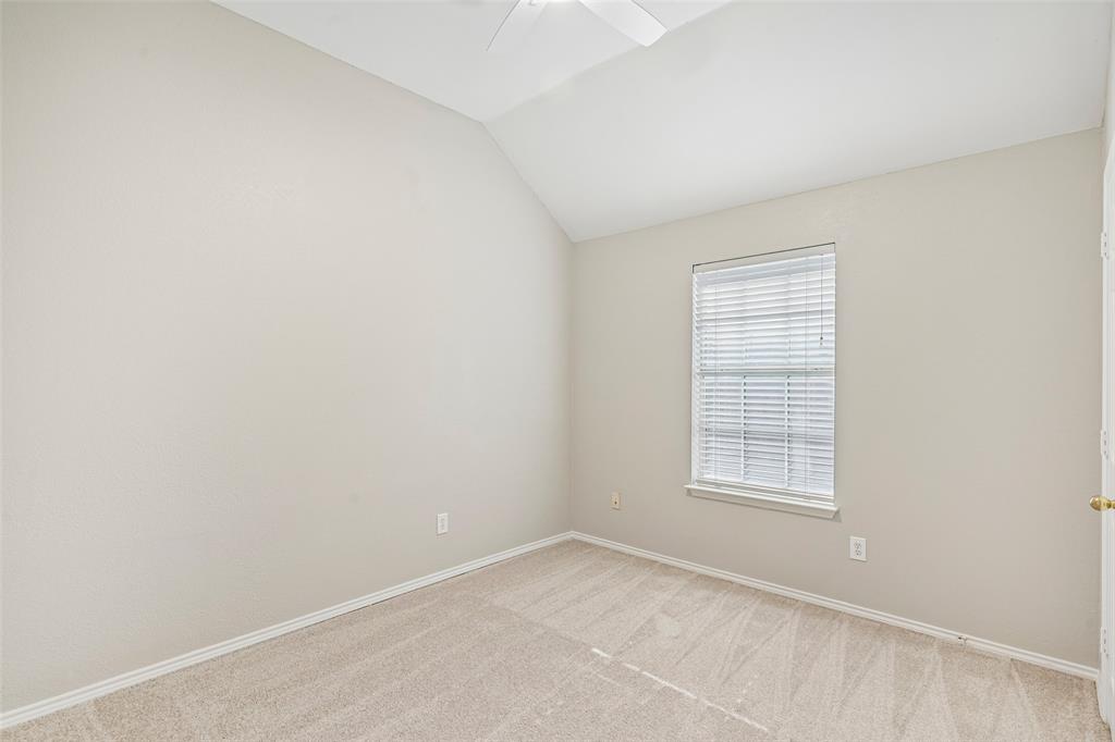 3901 Rolling Hills Drive Property Photo 34