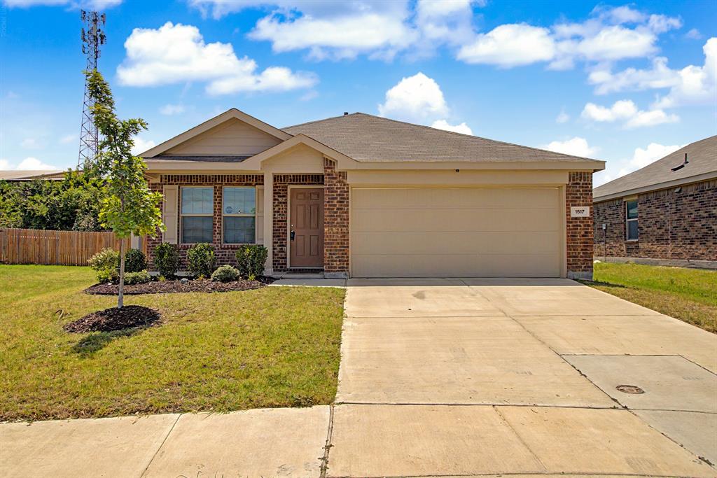 1517 Oak Creek Drive Property Photo 1