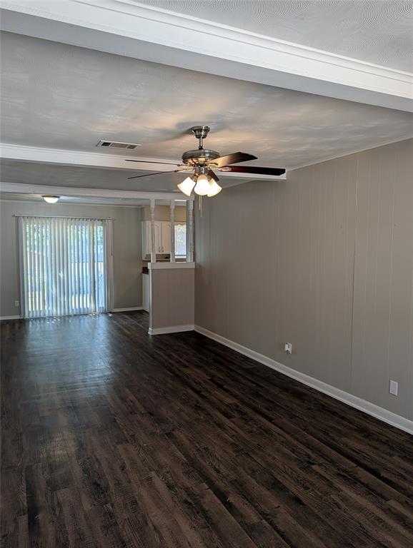 1820 Warren Lane Property Photo 4