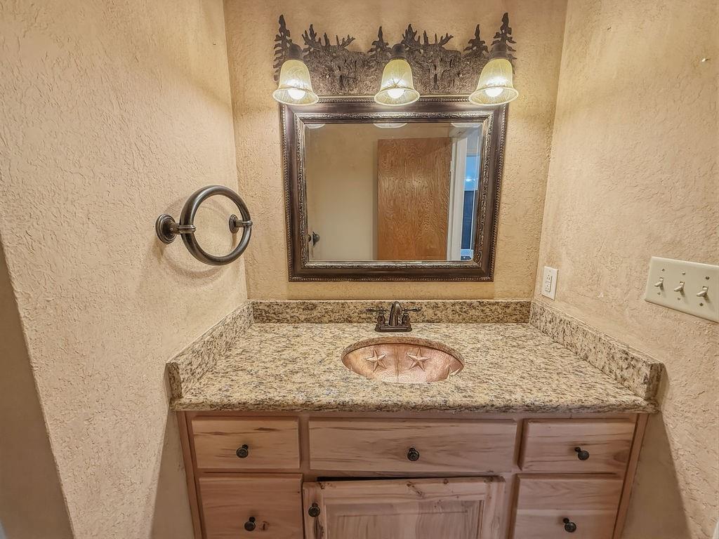 704 Marion Drive Property Photo 20