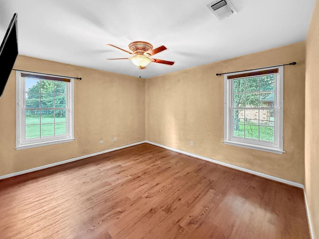 704 Marion Drive Property Photo 22