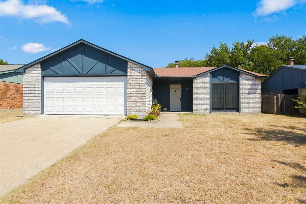 4025 Engleman Street Property Photo 1