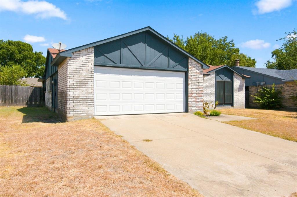 4025 Engleman Street Property Photo 1