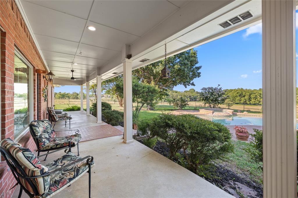 200 County Road 2130 Property Photo 3