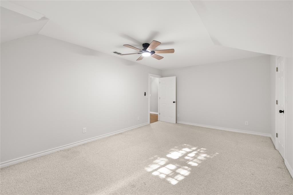 200 County Road 2130 Property Photo 28