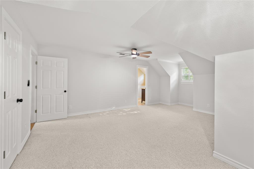 200 County Road 2130 Property Photo 32