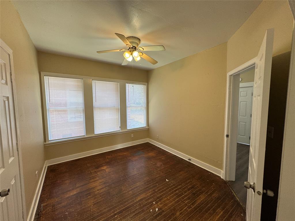 402 Egan Street Property Photo 7