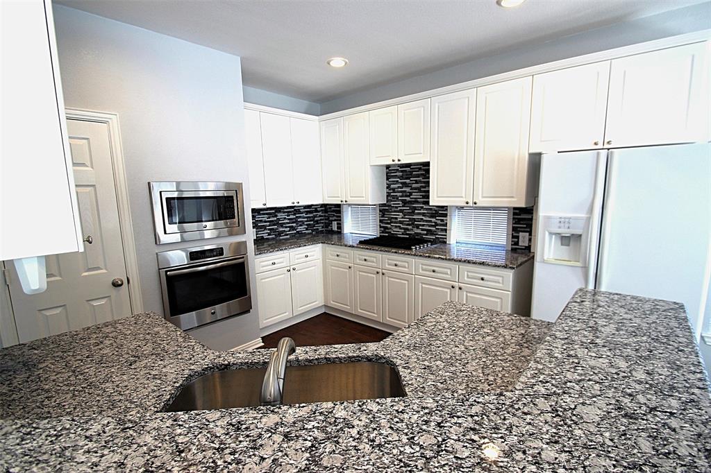 18620 Gibbons Drive Property Photo 4
