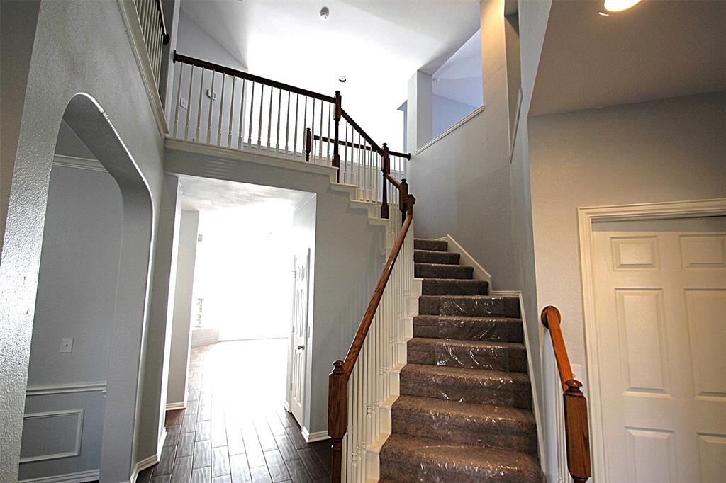 18620 Gibbons Drive Property Photo 8