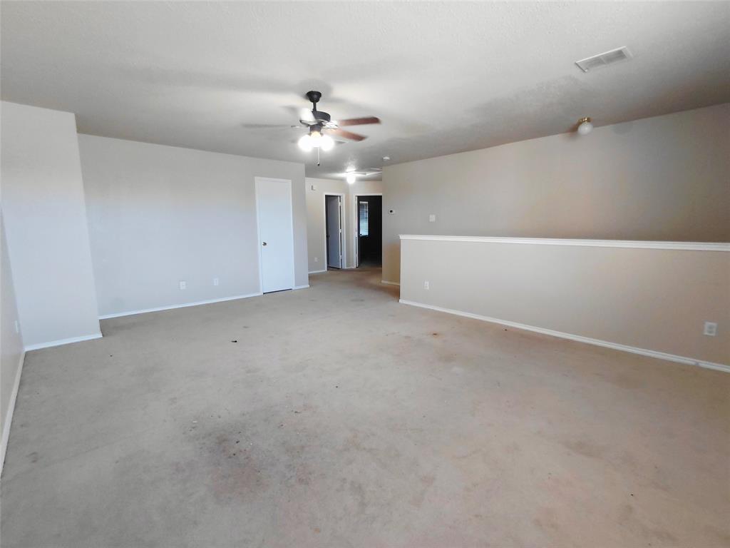 2123 W Grove Lane Property Photo 4