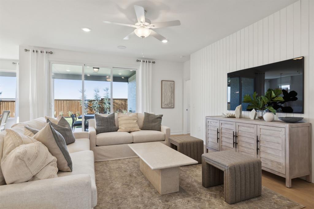 808 Cormorant Drive Property Photo 3