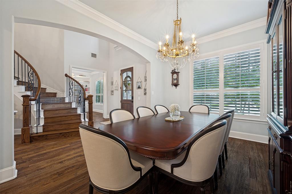 4101 Chevy Chase Lane Property Photo 6