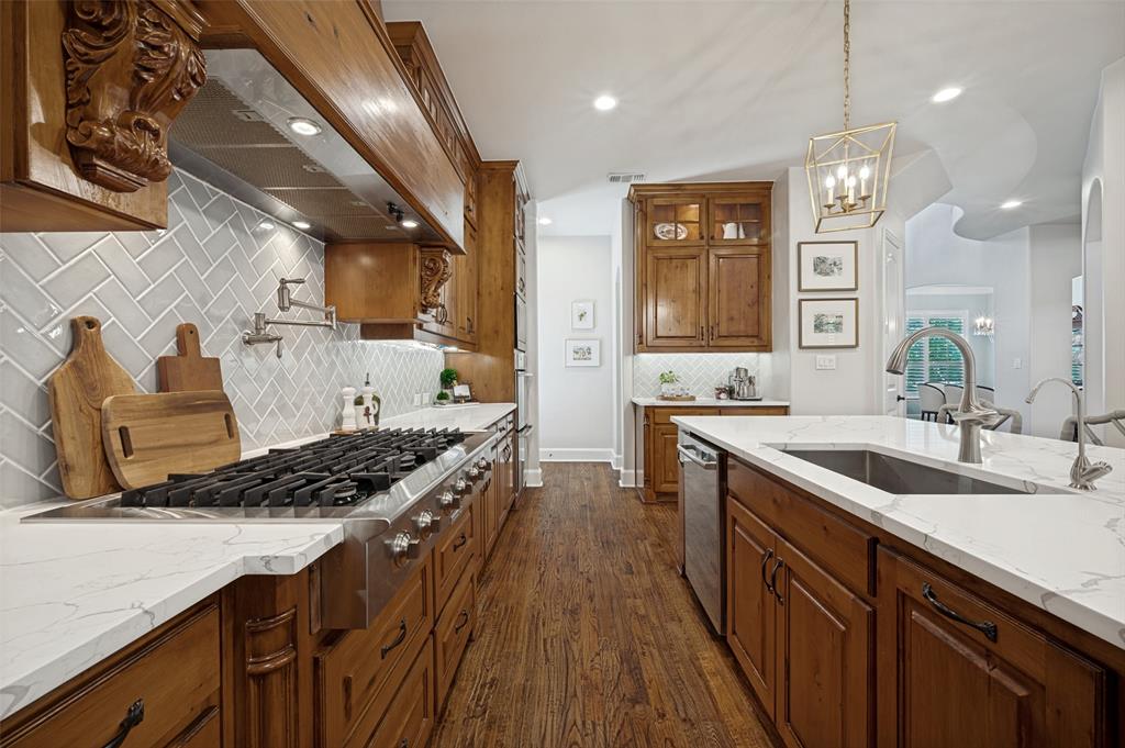 4101 Chevy Chase Lane Property Photo 12