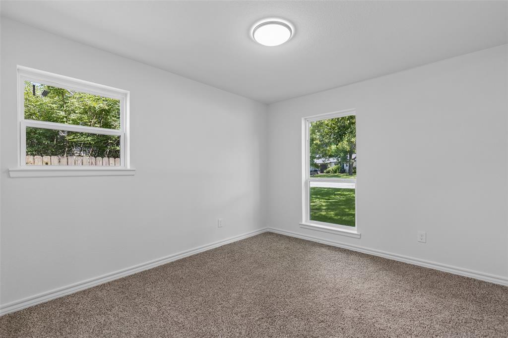 4725 Saint Lawrence Road Property Photo 6