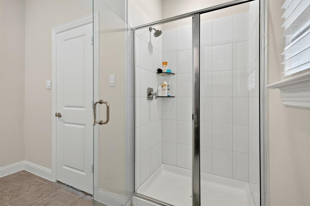 1536 Lake District Drive Property Photo 9