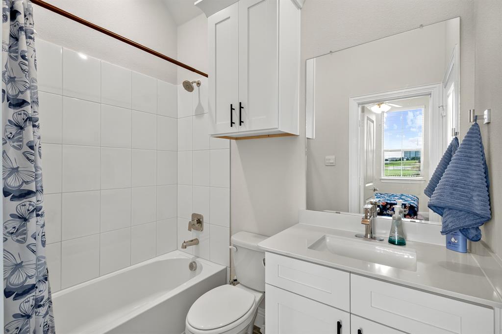1536 Lake District Drive Property Photo 12
