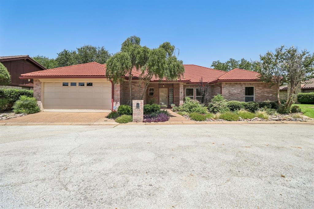 824 Havenwood Lane Property Photo 1