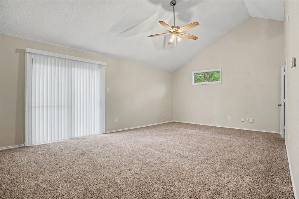 4715 Burning Springs Drive Property Photo 10