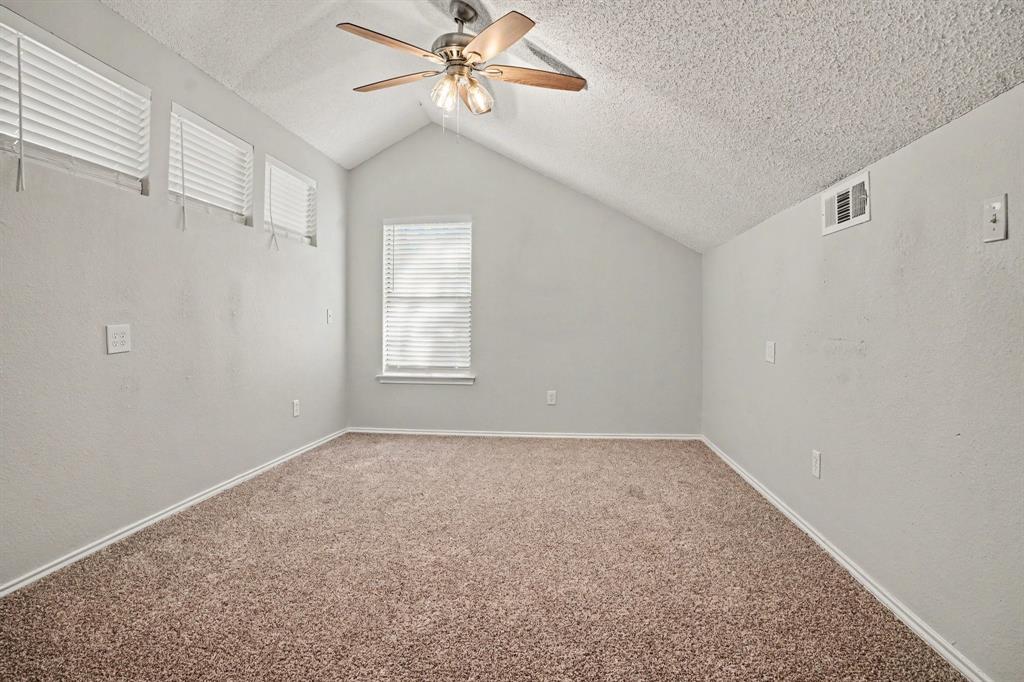 4715 Burning Springs Drive Property Photo 17