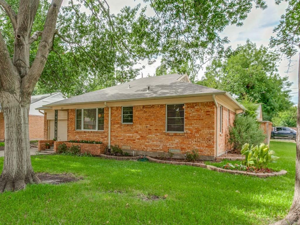 600 Ridgedale Drive Property Photo 1