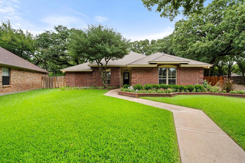 2403 Oak Shadow Court Property Photo 6