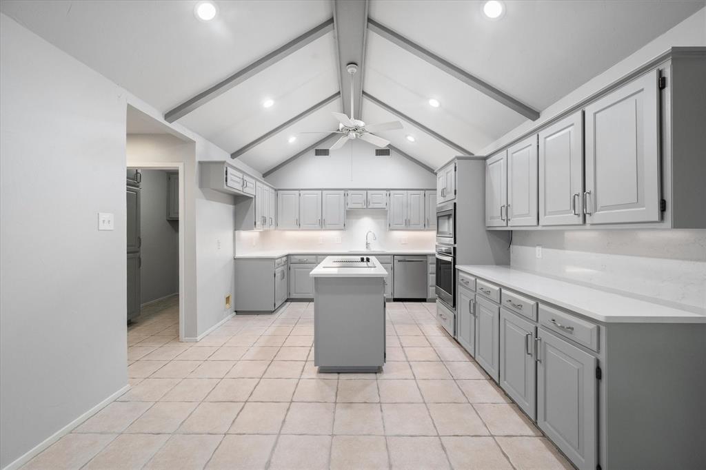 2403 Oak Shadow Court Property Photo 14