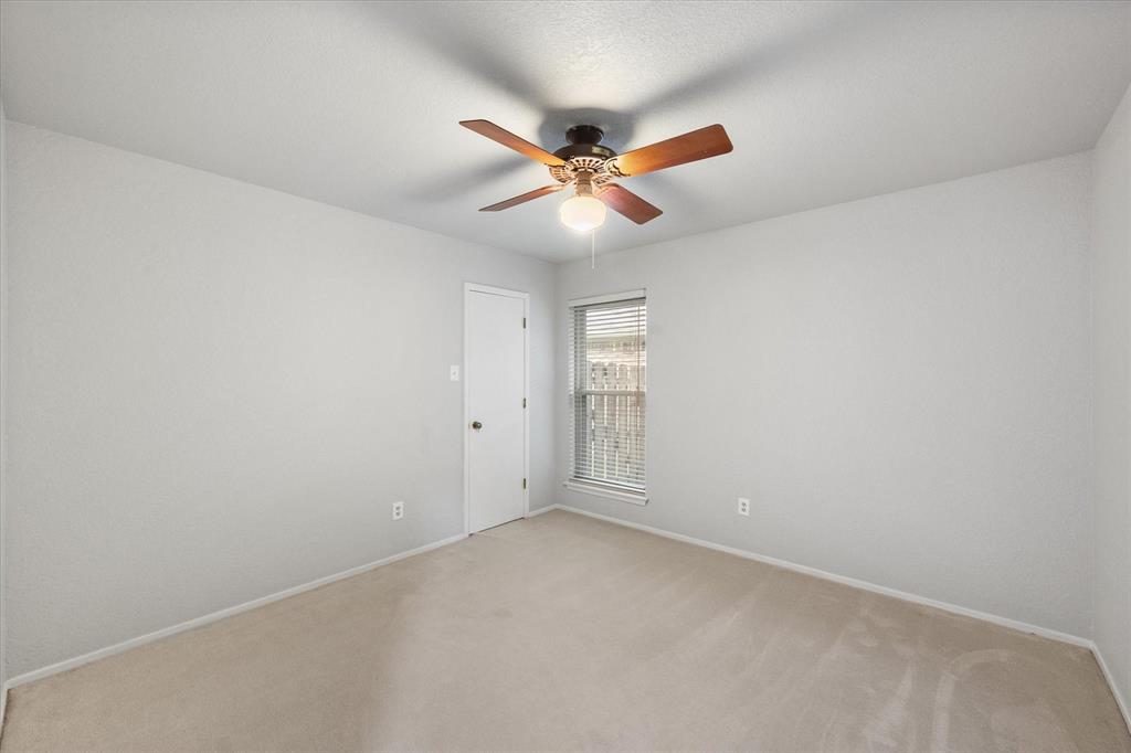 2403 Oak Shadow Court Property Photo 28