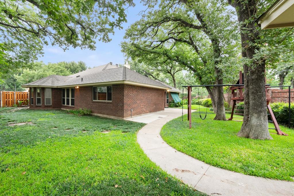 2403 Oak Shadow Court Property Photo 37