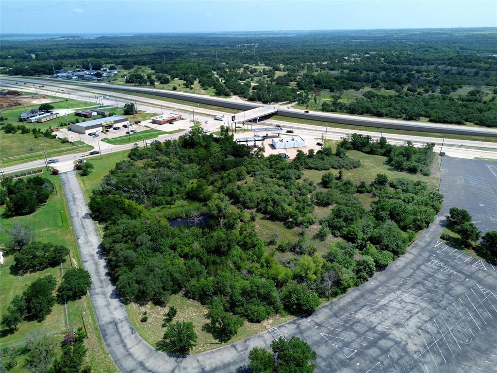 8677 Jacksboro Highway Property Photo 3