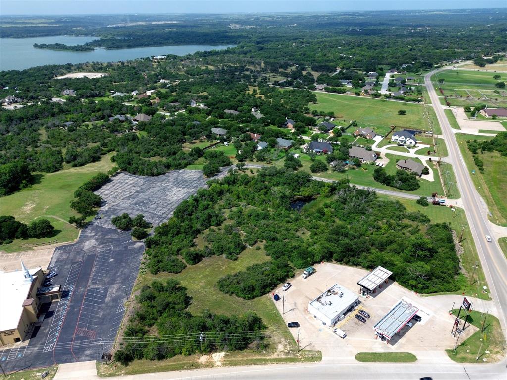 8677 Jacksboro Highway Property Photo 4