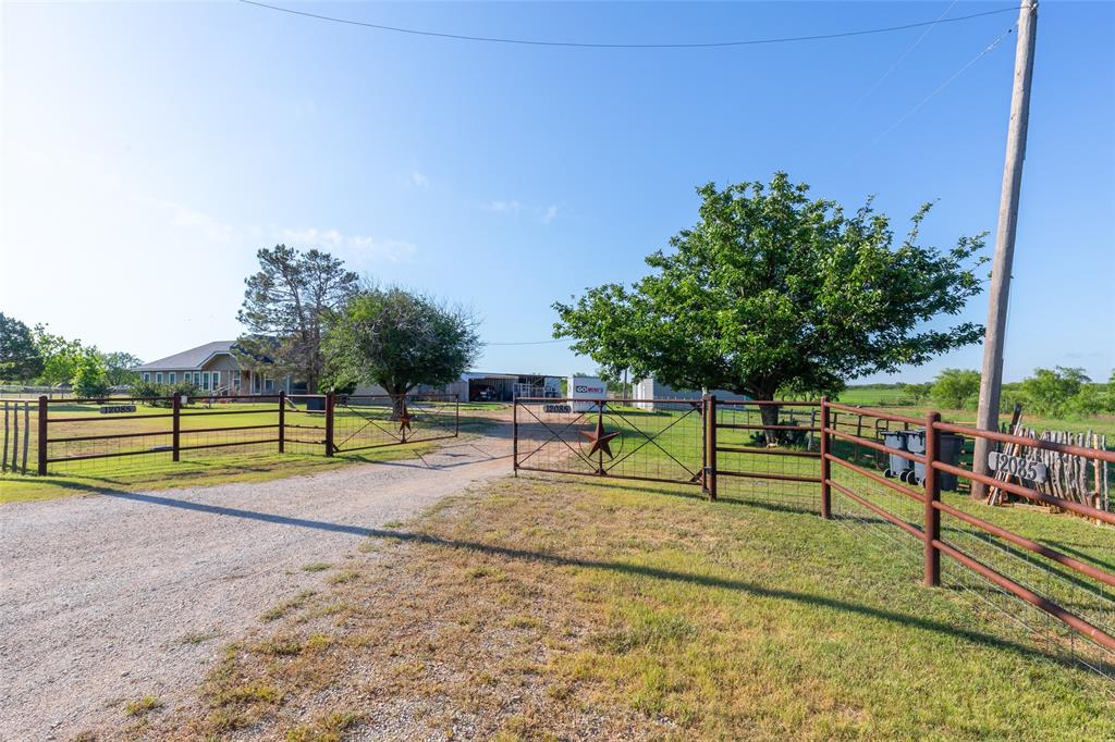 12085 Cr 250 Property Photo 1